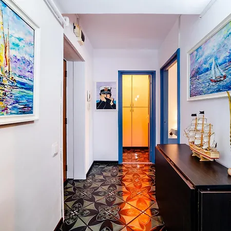 Apartment Art With Treasure Hunt, Free Parking & Self Check-in Constanţa