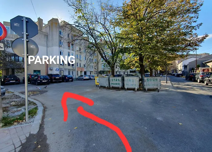 Art With Treasure Hunt, Free Parking & Self Check-in Apartment Constanţa