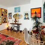Apartment Art With Treasure Hunt, Free Parking & Self Check-in Constanta