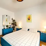 Art With Treasure Hunt, Free Parking & Self Check-in * Constanta