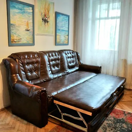 Art Boutique - Free Parking & Self Check-in Apartment