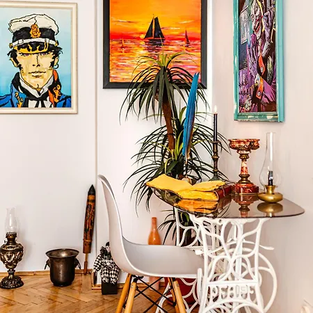 Art With Treasure Hunt, Free Parking & Self Check-in 公寓