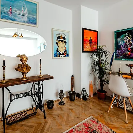 Apartamento Art With Treasure Hunt, Free Parking & Self Check-in Constança
